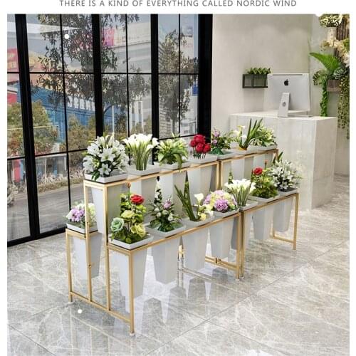 Nordic Wedding Suppliers Flower Shop Gold Metal Trapezoid Frame Bucket Rack Floor Flower Stand Iron Multi-Layer Shelf Plants