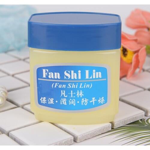 Lip Care Hand Foot Moisturizing Lip Gloss Natural Plant Anti-Cracking Organic with Pure Petroleum Jelly Lip Balm Gift Lip Brush