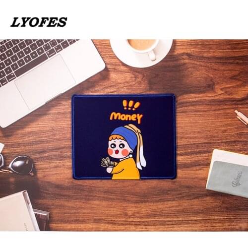 Gaming Wrinting Cute Desk Mats Kawaii Mouse Pad Deskpad Cute Mouse Pad for Office Home PC Computer Keyboard Protector 21*26cm