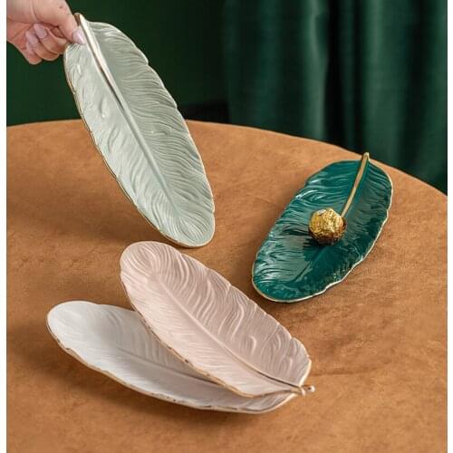 Creative Light Luxury Ceramic Feather Tray Snack Tray Nordic Home Living Room Dessert Tray Storage Tray Desktop Decoration