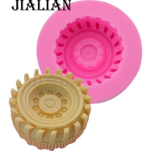 Hot Round Tire shape Silicone Mold Fondant Cake Decorating Tools 3D Car wheels Chocolate Molds handmade soap mold T0623
