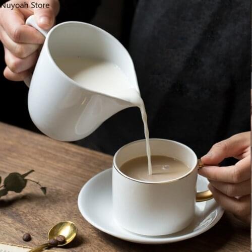 Sharp-nosed Ceramic 450ml Milk Tank with Milk Pull Flower Cup Milk Cup Household Personality White Milk Jug Coffee Accessories