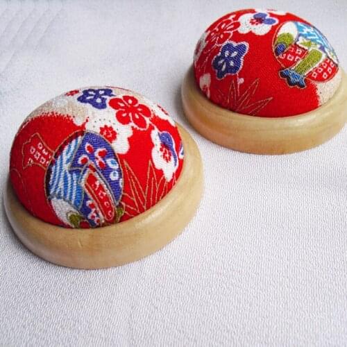 Free shipping 2pcs/lot Needle Pin Cushion handmade DIY Handcraft Tool for sewing needlework Wooden base cross stitch KJ12