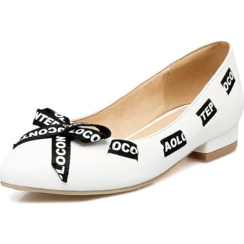 Big Size Pointed fashion flat sole shoes summer flat ladies women shoes woman