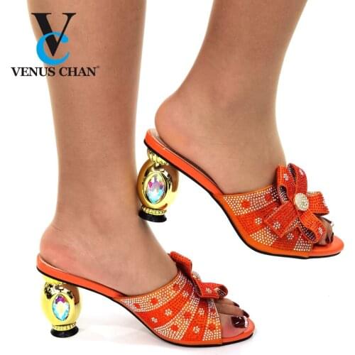 2021 NEW Fashion PU Women Shoes Summer Square Heel Peep Toe Slipper Novelty Shallow Metal Decoration Patchwork Elegant