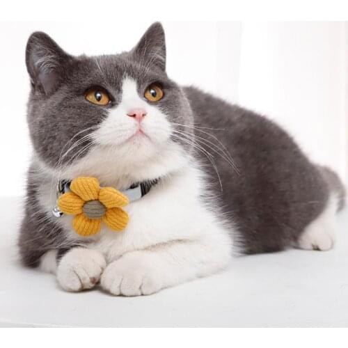 Cotton Pet Cat 3D Sun-flower Bell Collar Adjustable Buckle Necklace Neck Strap