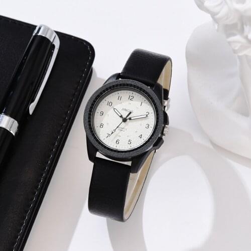 Branded womens watches Fashion Mens Quartz watch Leather Buckle Strap Round Clock women Luxe Femme wrist guaranteed Sale Reloj