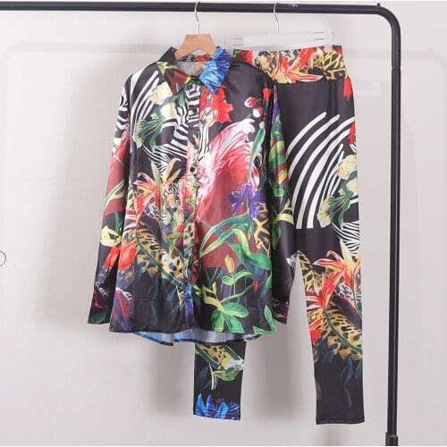New Women Two Piece Sets Long Sleeve Turn Down Collar Tops Elasitc Waist Wide Leg Pants Female Printed Two Piece Set Suit