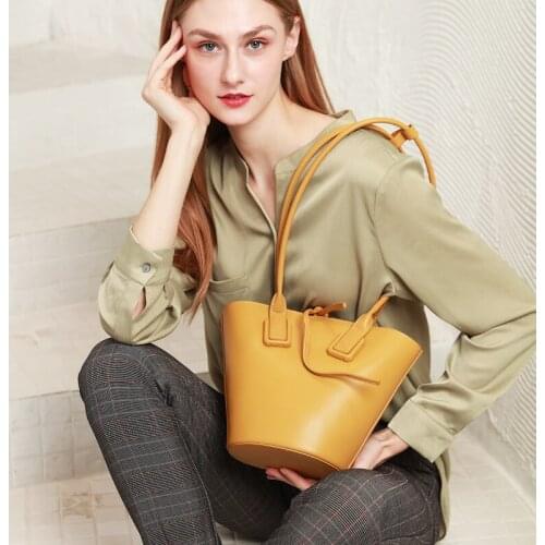 Briggs Women's White Bags