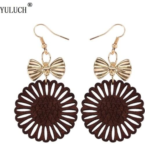 YULUCH Novetly Woman Girls Wooden Earrings For Trendy Fashion Jewelry Two Style Natural Wooden Snail Flower Earrings