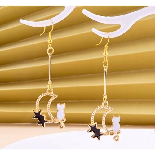 Cute Animal White Cat Earrings Fashion Gold Moon Star Pendant Dangle Earrings For Women Wedding Party Jewelry Gift