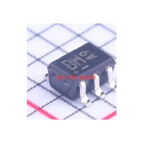 50PCS KRX102U-RTK/P SC70-5 screen printing BM KEC NPN/PNP 50V 100mA SMD transistor