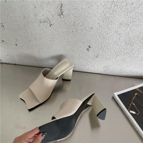 High-Quality Weave Open Thick Heels Shoes Women Slip On Footwear Flip Flops Women Sandals Shoes Fashion Solid Slippers Lady