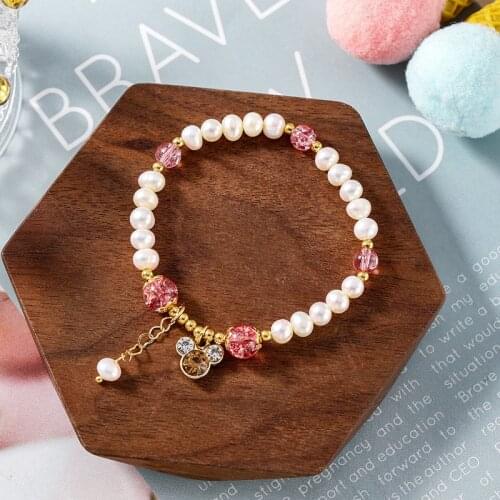 Heart strawberry crystal bracelet for women sweet pink natural stone pearl pendant womens bracelet Jewelry presents accessories