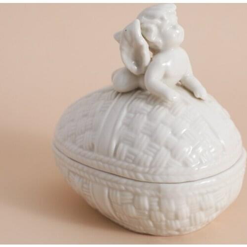 Cream-colored Braided Egg Relievo Angel Receiving Jar Ceramic Jewelry Box