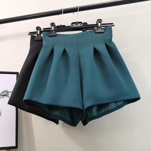 S-3XL Plus Size Korean Fashion Loose Tutu Shorts For Women Black Pleated Lantern High Waist Wide Leg Summer Shorts Female C7267