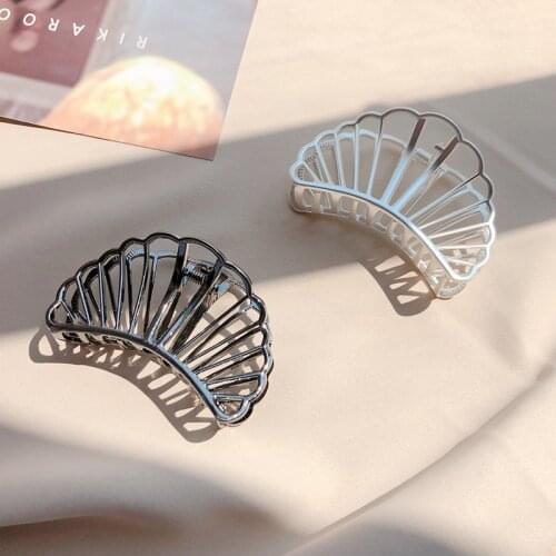 Vintage Big Metal Hair Claws For Women Classic Party Cloud Hair Clip Fashion New Hair Accessories Head Wear