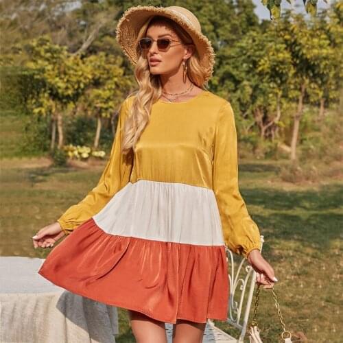 2021 New Womens Round Neck Retro Print Long-sleeved Sexy European and American Pleated Mini Dress Loose Casual