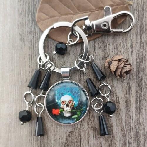 8 Styles New Original Handmade Keychain Crystal Skull Pirate Time Gem Key Ring Men Hallows' Day Festival Gift CV041-056