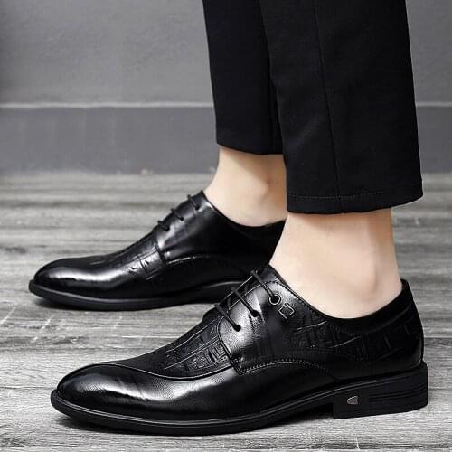 Fashion Men Flats Light Breathable Shoes outdoor Genuine leather Shoes Men lace up oxfords Moccasins Man Sneakers Zapatos Hombre