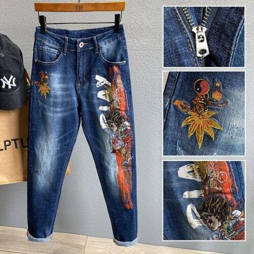 2021 new fashion mens personality embroidery national tide jeans mens fashion print ripped jeans feet
