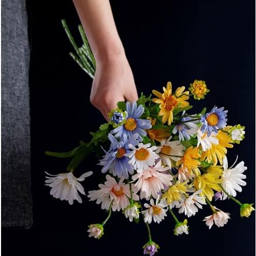 10Pcs Simulation Wild Chrysanthemum Fake Flower Home Decoration Silk Flowers Daisy Wedding Road Leads Background Decoration