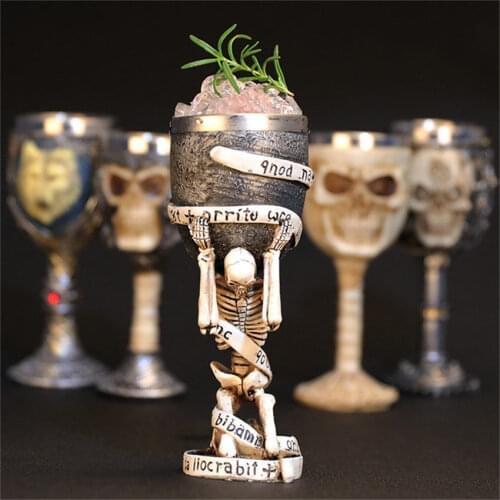 Creative horrible resin stainless steel Skull goblet retro claw wine glass gothic cocktail Glasses wolf cup party bar drinkware