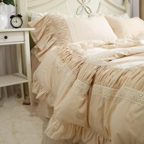 Super Luxury bedding set queen Handmade wrinkle bed cover set Ruffle king size bedding set Designer comforter set linen sets