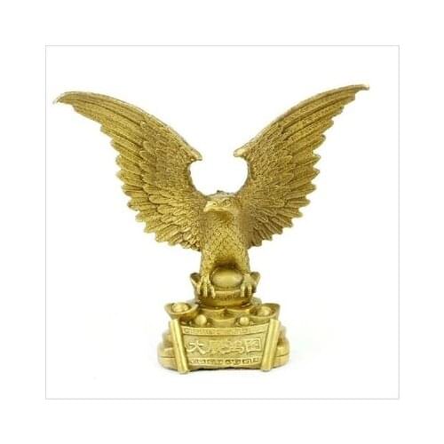 A copper ornaments Eagle Eagle try to realize the ambition A great hawk spreads its wings gifts bronze gifts