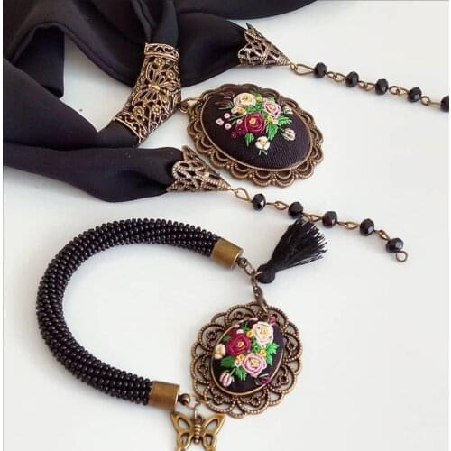 Takı Aksesuar Zarif Özel Tasarım Şık Fularlı Kolye Bileklik İkili Set Siyah Bayanlar Moda Antik Gümüş Kaplama Hediyelik