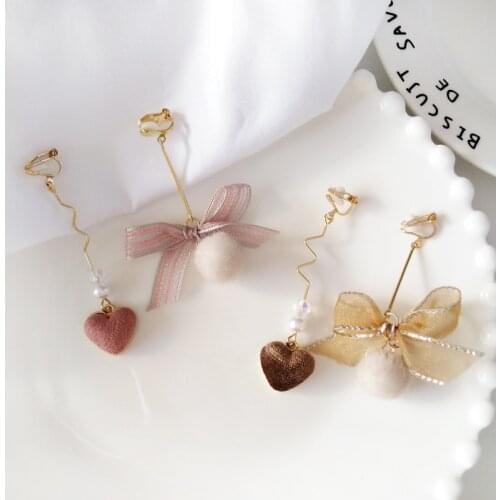 Korean Fashion Women Girls Fur Ball Pink Brown Bowknot Heart Pendientes Clip Earrings without Piercing 2018 Winter