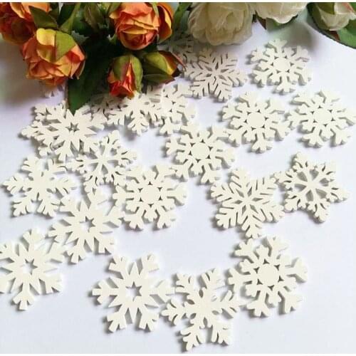30PCs Wood Sewing Buttons Scrapbooking Christmas Snowflake Wood chip decorativos 35mm scrapbooking accessories