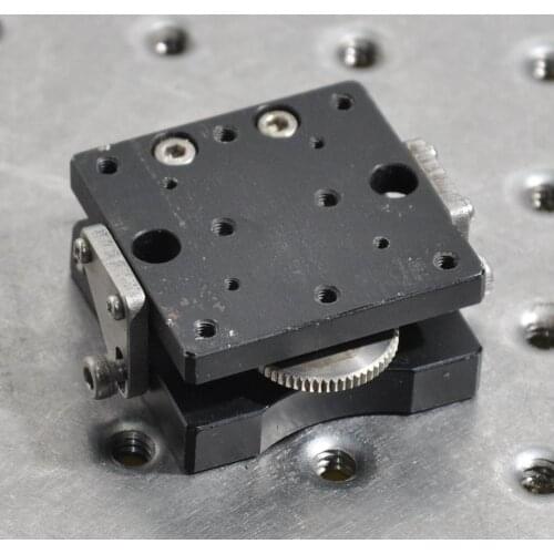 40*40mm Japan Suruga Seiki B40-40E manual precision angle displacement slide arc tilt adjustment table