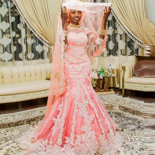 Muslim Mermaid Wedding Dresses with Half Sleeve Appliqued Nigerian Bridal Gown Covered with Buttons Vestido de Novia