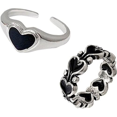 2 Pcs Vintage Black Love Heart Metal Rings Individuality Baroque Ring for Women Party Jewelry Valentines Day Gifts