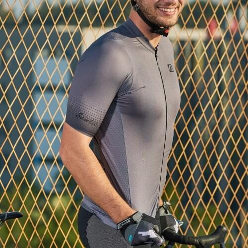 Santic Man Cycling Jersey Pro Short-sleeved Bicycle Clothing Competitive Version Of Breathable Perspiration M9C02150 S-XXL