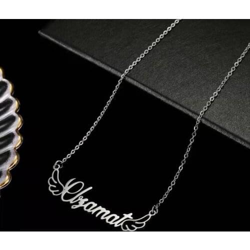 Fashion Custom Stainless Steel Name Necklace With Butterfly For Women Personalized Letter Gold Choker Necklace Gift