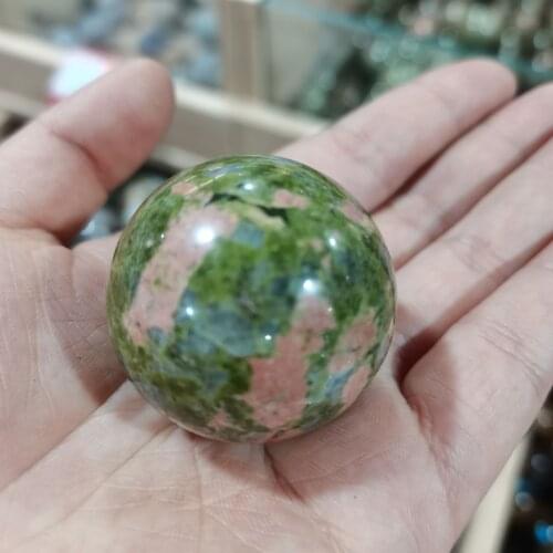 Natural beautiful flower green crystal ball healing furniture decoration