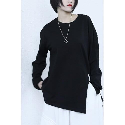 Womens spring and Autumn new classic black loose slit round neck casual large long sleeve T-shirt