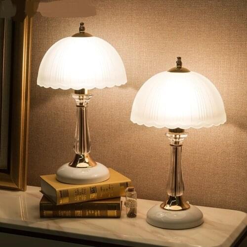 Crystal White Iron Nostalgic Table Lamps Creative Bedroom Bedside Lamp Study Room Living Room Glass table lights desk lamp FG819
