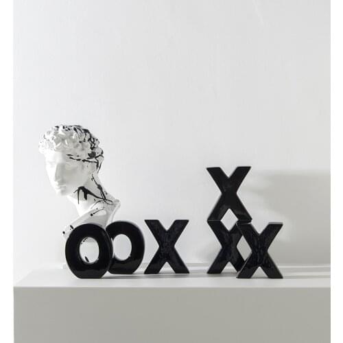 Black Color X O Letter Shape Ceramic Small Ornaments Modern Home Living Room Sales Office Restaurant Craft Desktop Decoration