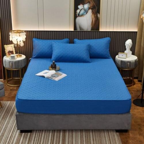 Air-Permeable Super Waterproof Mattress Cover King Queen Customized Brushed Thicken Quilted Bed Cover Not Including Pillowcase
