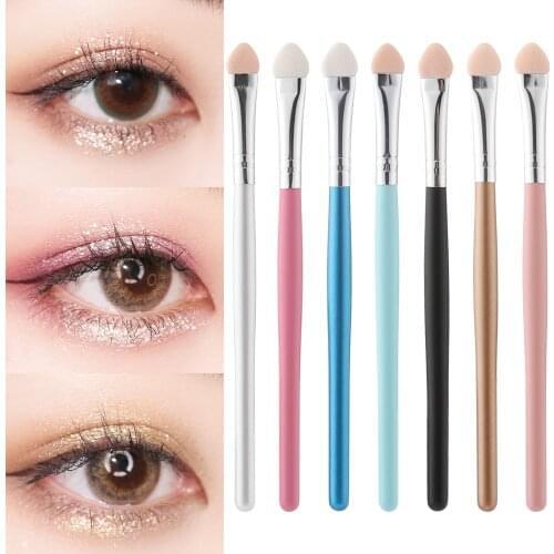 5PCS/Set Eyeshadow Brush Portable Long Handle Natural Color Rendering Uniform Eyeliner Eyeshadow Applicator Eye Makeup Tools Hot