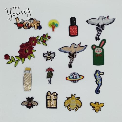 Fashion style Cartoon Hot melt adhesive Applique Embroidery Iron on patch Badges DIY Sewing Clothing Accessories Craft supplies