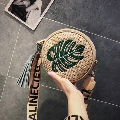 2020 Pineapple Embroidery Women Handmade Woven Fashion Round Straw Bags Female Small Summer Circle Rattan Beach Bag