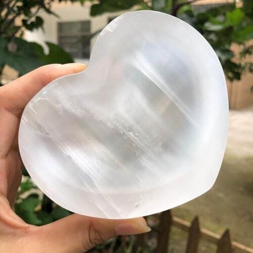 1pcs Natural transparent white selenite hand-carved heart shaped ashtray bowl carved polished furniture decoration