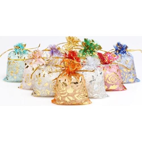 50pcs Rose Design Organza Bags Big Wedding Favors Cosmetics Jewelry Boutique Packaging Bags Drawstring Gift Bag Baptism Gifts