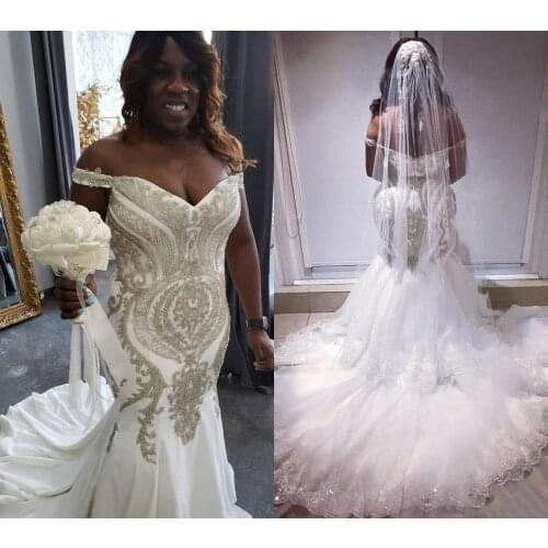 Plus Size African Mermaid Wedding Dresses 2021 Off Shoulder Shiny Lace Applique Beaded Trumpet Bridal Dress Wear robe de mariée