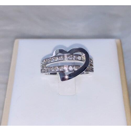 Japanese And Korean Version Of Delicate Heart-shaped Crystal Ring Fashion Womens Romantic Gift