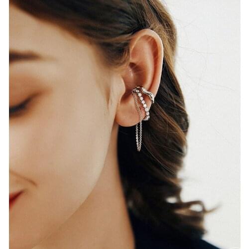 Goth Double Circle Letter C Crystal Earcuff Tassel Chain Ear Cuff Fake Piercing Faux Earrings Women Korean Fashion Clips Jewelry